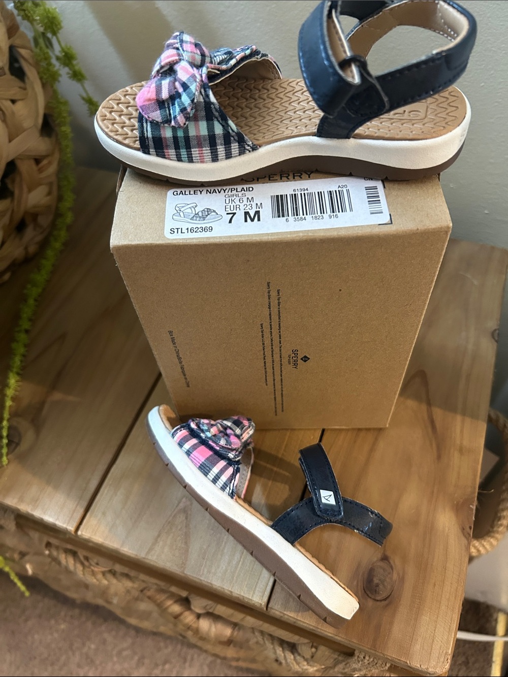 Sperry Girls Navy Sandal with Pink Plaid Bow